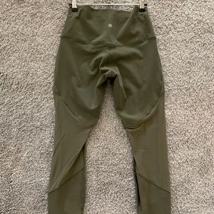 Lululemon pants size 8